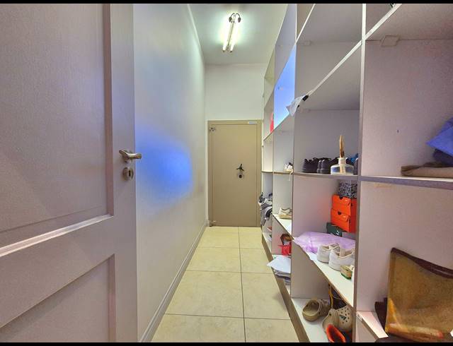 4 BEDROOM FREEHOLD FOR SALE IN SUNWARD PARK